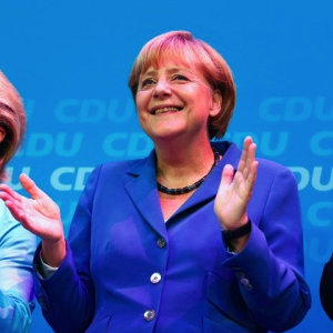 Merkel opposes freezing patents for COVID-19 vaccines